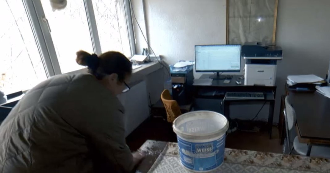 Imagini uluitoare despre modul în care sunt tratați lucrătorii de stat, care activează în condiții deplorabile. „Până la urmă... suntem ingenioși”