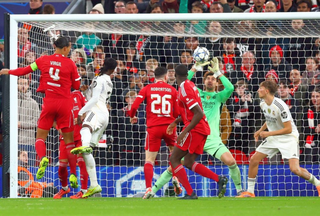 Liverpool a obținut victoria în duelul împotriva lui Real Madrid, în urma unei performanțe spectaculoase » Istvan Kovacs, în centrul unei controverse semnificative