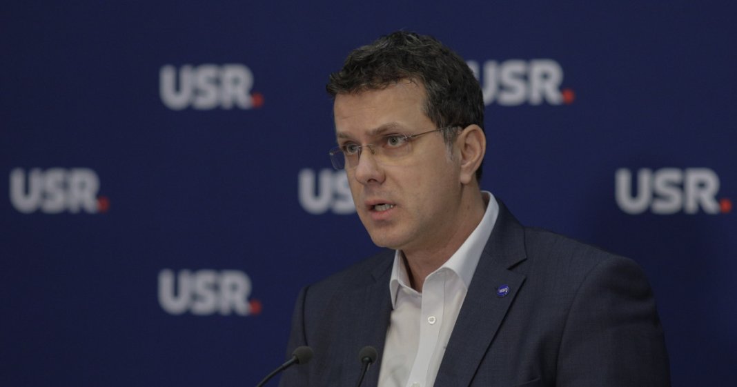 O fracțiune a conducerii USR intenționează să retragă susținerea politică pentru Ionuț Moșteanu. Liderii formațiunii se întâlnesc în ședință (surse)
