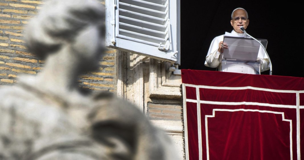 Papa Leon și guvernul Trump: motivele pentru care MAGA caută o confruntare cu suveranul pontif