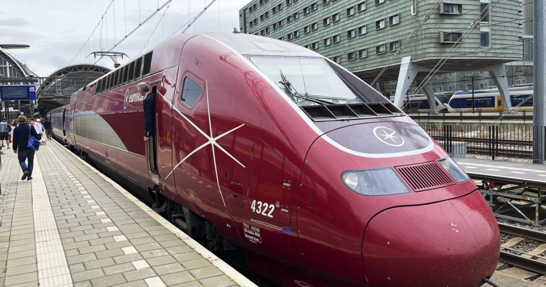 Situație de urgență în tunelul sub Canalul Mânecii: Suspendarea circulației trenurilor Eurostar