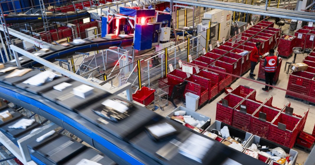 Mii de proprietari au fost informați de către armata Norvegiei că imobilele și bunurile lor ar putea fi luate în considerare pentru confiscare în cazul unui conflict militar.