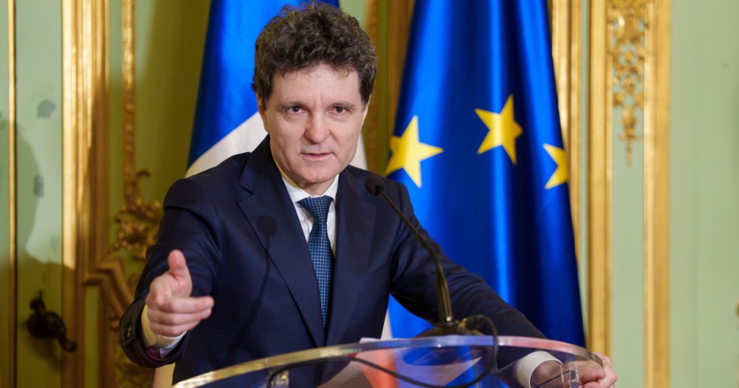 Nicușor Dan: Coaliția a convenit asupra înlocuirii lui Bolojan din funcția de prim-ministru.