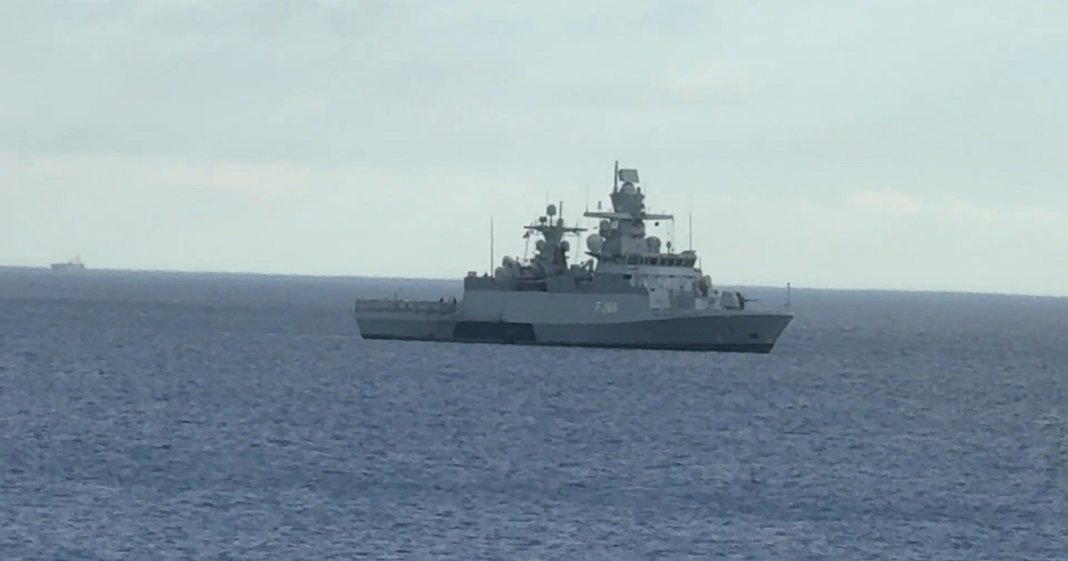 Român prins pentru subminarea corvetelor marinei germane; raiduri în Hamburg, România și Grecia.