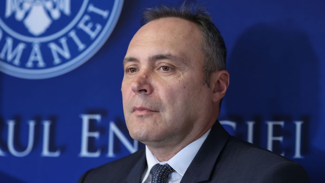 Accident de circulație în Dâmbovița: Microbuz transportând 20 de elevi implicat într-o coliziune cu un TIR, activat Planul Roșu de Intervenție