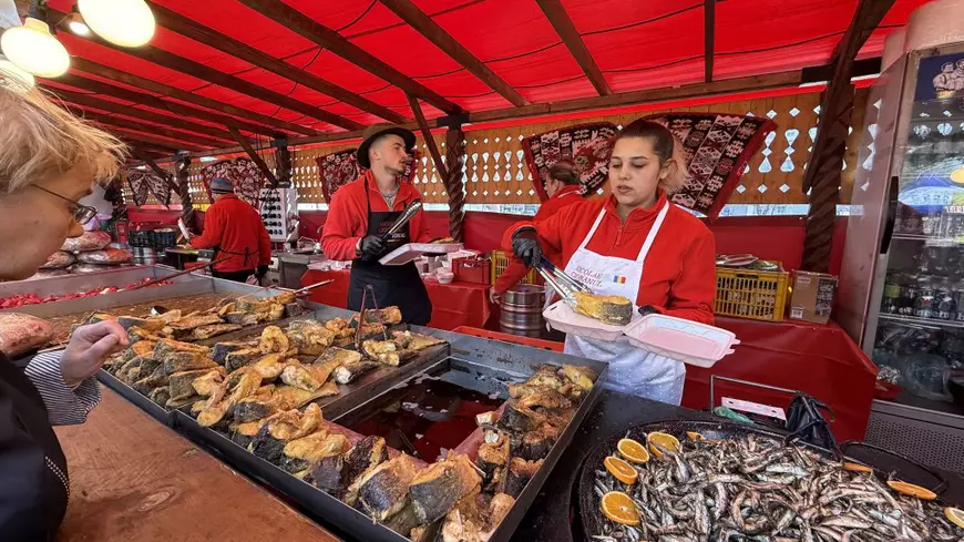 Costul unei ciorbe pescărești lipovenești la Festivalul de Pescuit din București Costul unei ciorbe pescărești lipovenești la Festivalul de Pescuit din București
