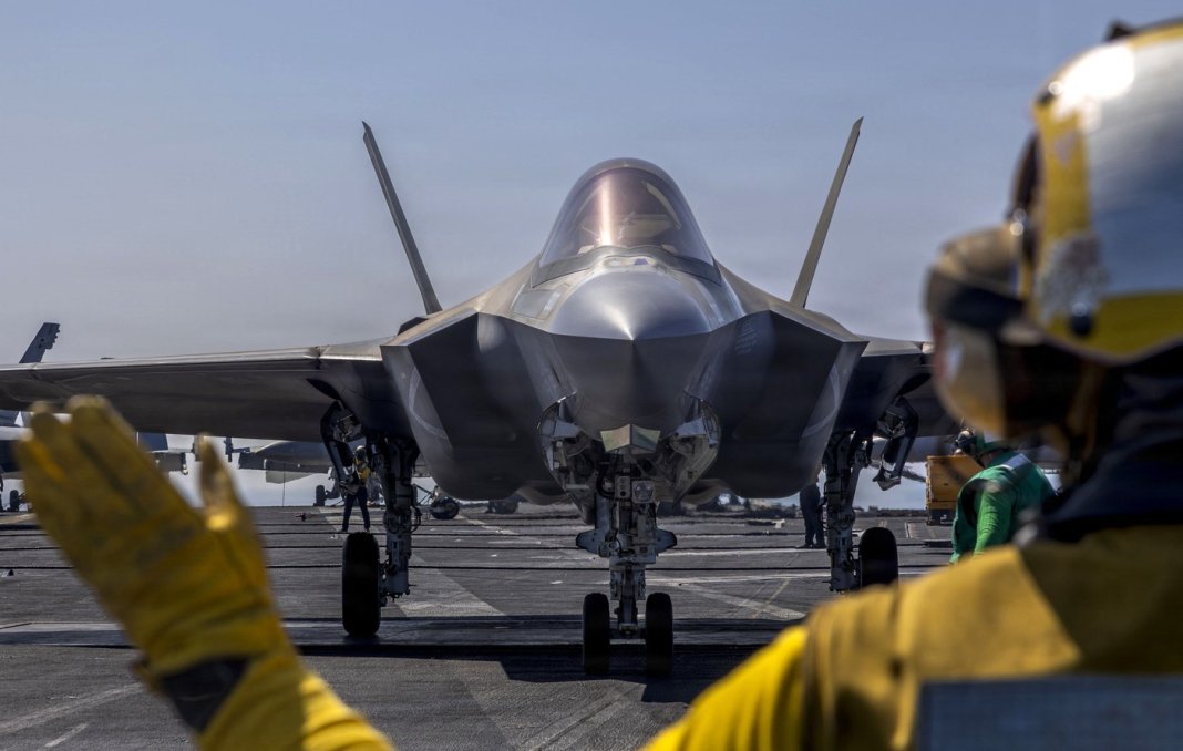 SUA consolidează forțele din Orientul Mijlociu. Trupe de pușcași marini și nave au fost deja desfășurate în zona de conflict.