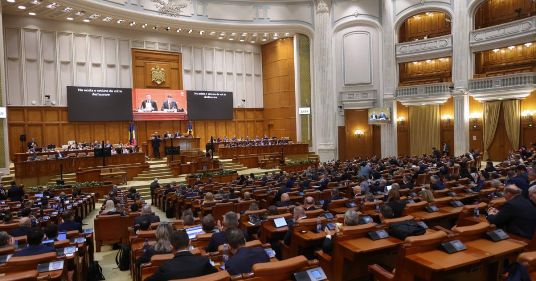 Numărul guvernelor demise prin moțiune de cenzură după Revoluție: de la cel mai scurt Executiv până la cel mai recent demis...