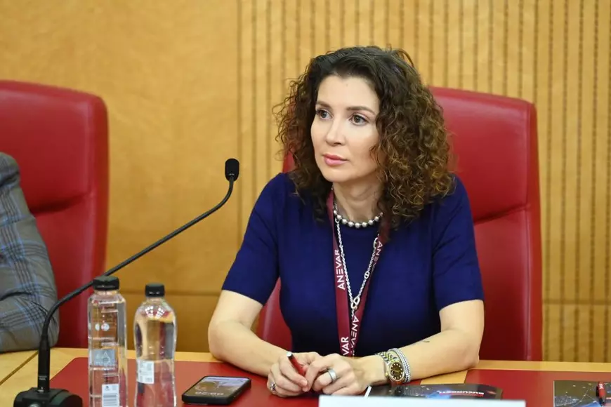 Panică la DIICOT: nove avocați au căzut cu ascensorul și au fost prinsi în întuneric Panică la DIICOT: nove avocați au căzut cu ascensorul și au fost prinsi în întuneric