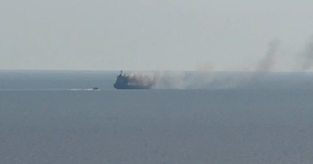 Incendiu pe o embarcațiune de GPL în Marea Neagră, situată la 40 de kilometri depărtare de Sulina. Trei membri ai echipajului au fost...