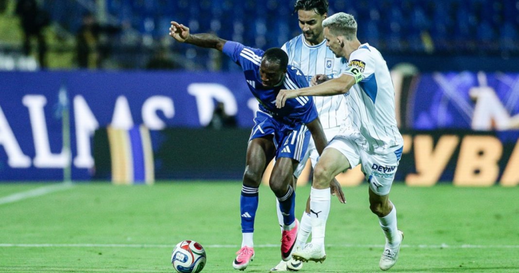 Universitatea Craiova, confruntată cu Levski Sofia în deplasare, scoasă din competiție în runda a doua preliminară a Champions...