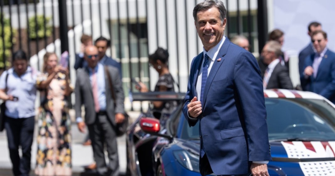 Șeful CIA s-a deplasat la Moscova pentru a discuta despre dificultățile cu care se confruntă Rusia, fiind îngrijorat de răspunsul lui Putin.
